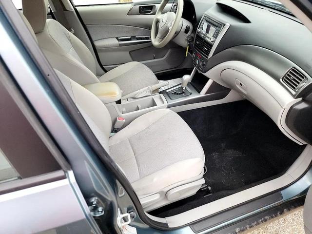 Photo of 2012 Light Green Subaru Forester