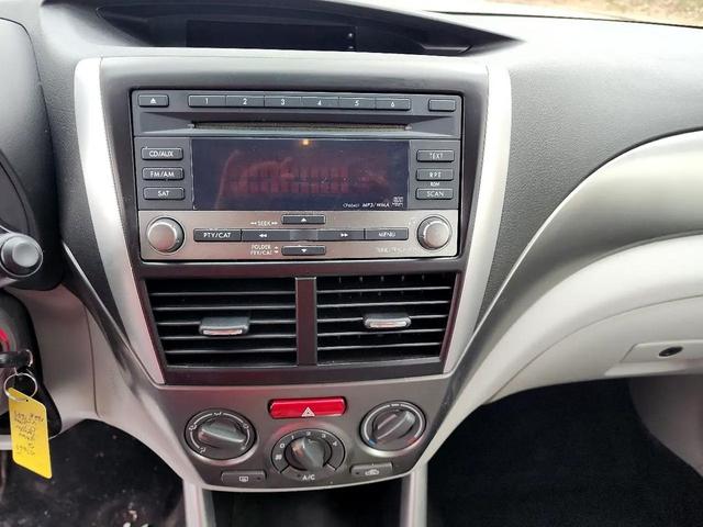 Photo of 2012 Light Green Subaru Forester