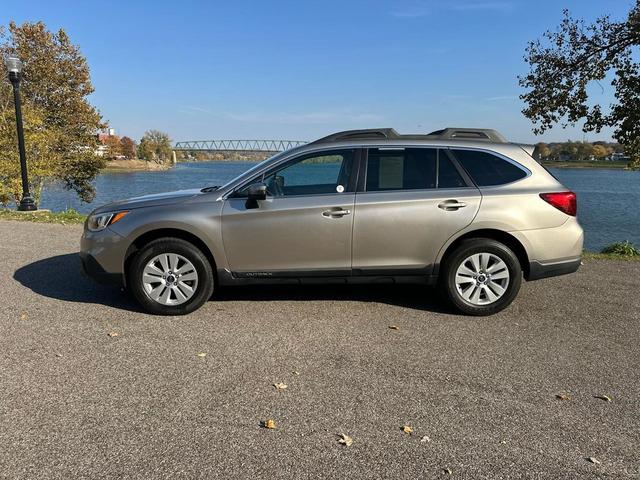 Photo of 2017 Tan Subaru Outback