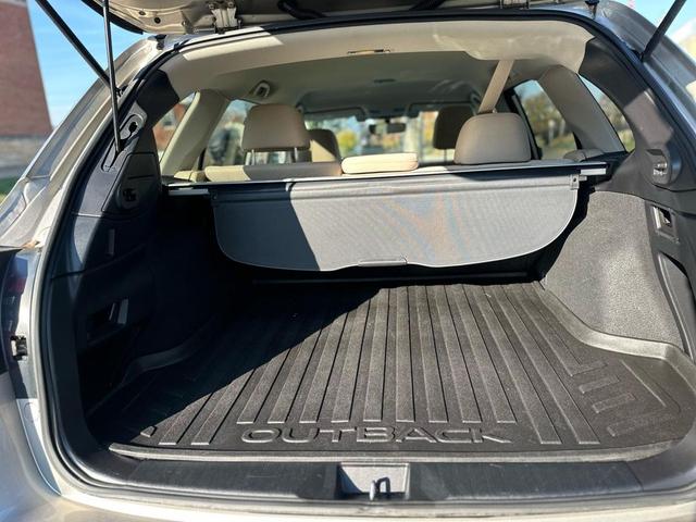 Photo of 2017 Tan Subaru Outback