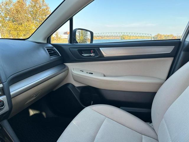 Photo of 2017 Tan Subaru Outback