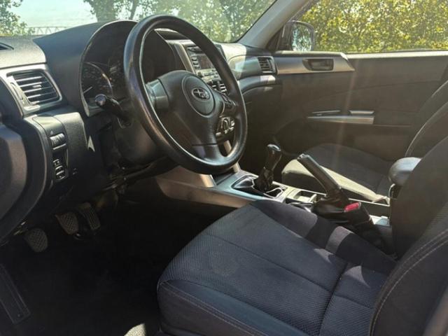 Photo of 2012 Ice Silver Metallic Subaru Forester