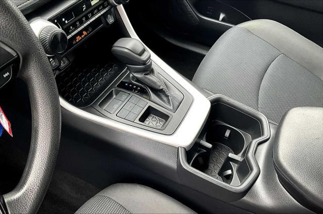 Photo of 2024 Ice Cap Toyota RAV4
