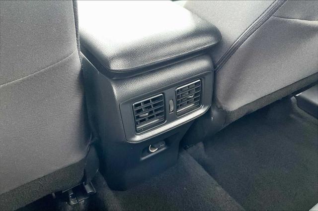 Photo of 2024 Ice Cap Toyota RAV4