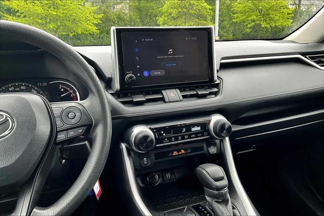 Photo of 2024 Ice Cap Toyota RAV4