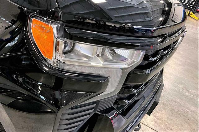 Photo of 2024 Black Chevrolet Silverado 1500