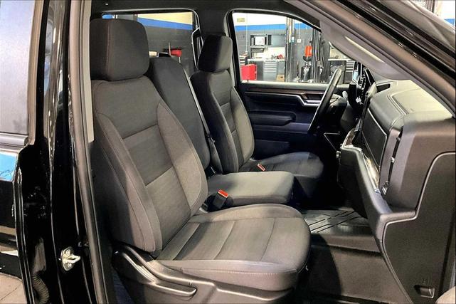 Photo of 2024 Black Chevrolet Silverado 1500