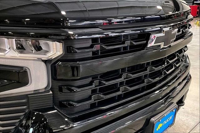 Photo of 2024 Black Chevrolet Silverado 1500