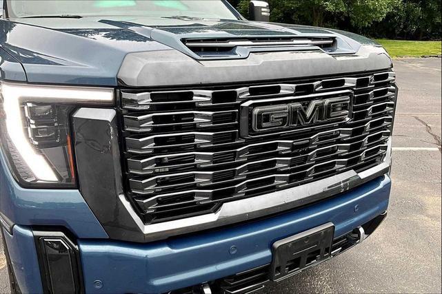 Photo of 2024 Downpour Metallic GMC Sierra 2500