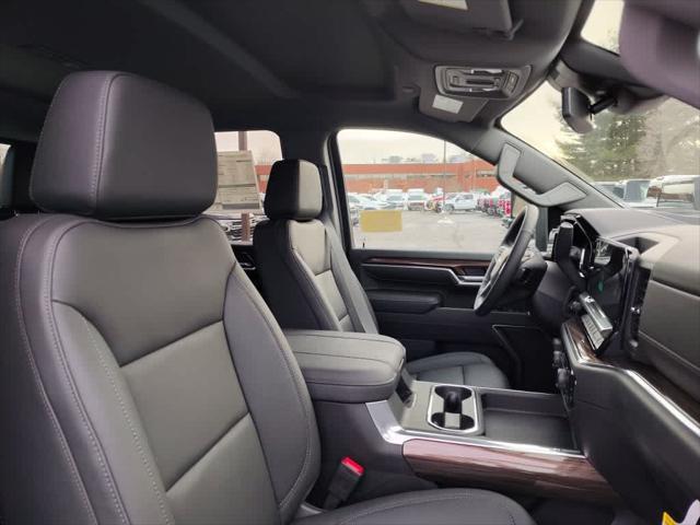 Photo of 2025 Black Chevrolet Silverado 2500