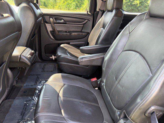 Photo of 2015 Iridium Metallic GMC Acadia