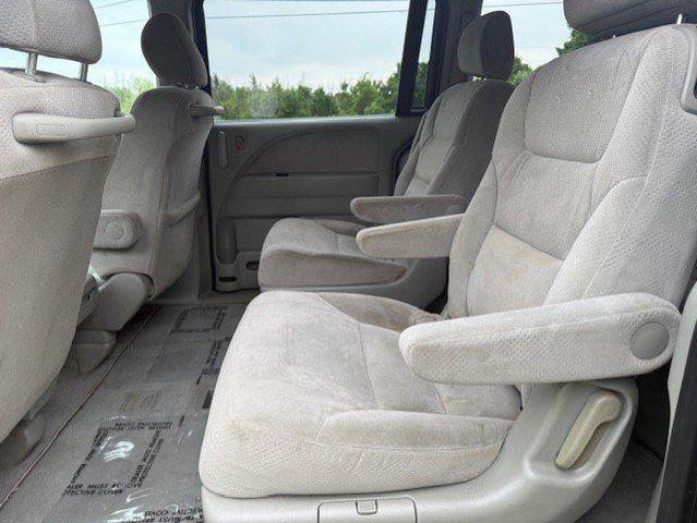 Photo of 2007 Nimbus Gray Metallic Honda Odyssey
