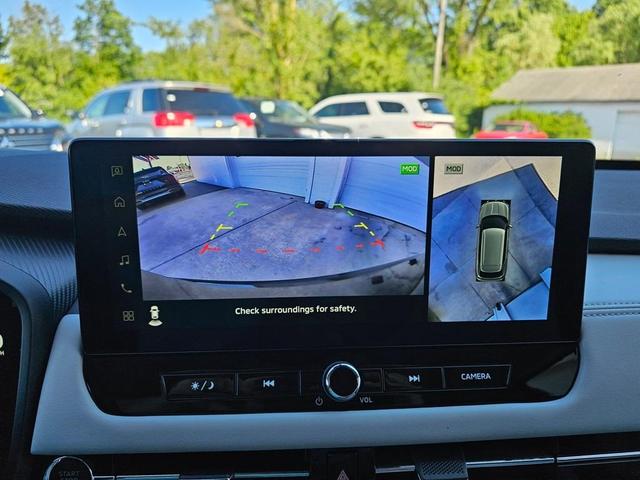 Photo of 2025 Black Mitsubishi Outlander
