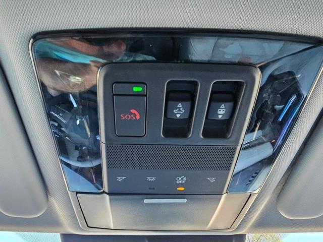Photo of 2025 Black Mitsubishi Outlander