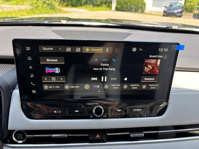 Photo of 2025 Blue Mitsubishi Outlander