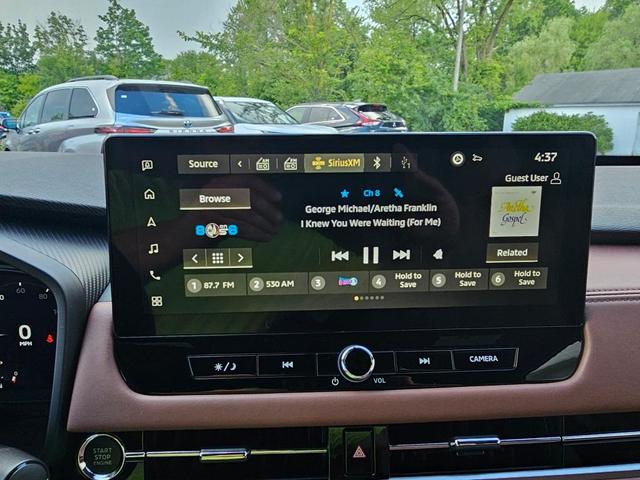 Photo of 2025 Gray Mitsubishi Outlander