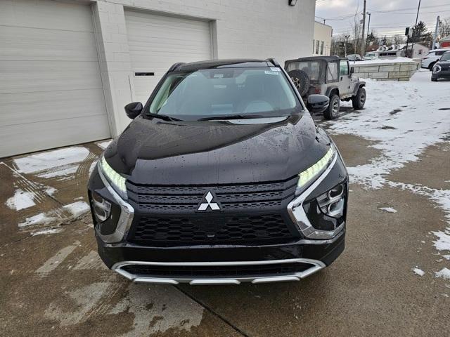 Photo of 2025 Labrador Black Pearl Mitsubishi Eclipse Cross
