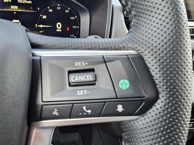 Photo of 2025 Blue Mitsubishi Outlander