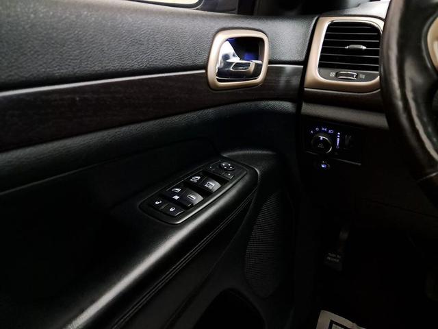 Photo of 2014 Billet Silver Metallic Clearcoat Jeep Grand Cherokee
