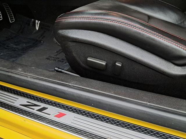 Photo of 2013 Rally Yellow Chevrolet Camaro