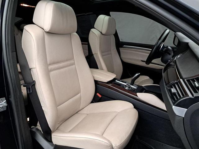 Photo of 2014 Carbon Black Metallic BMW X6