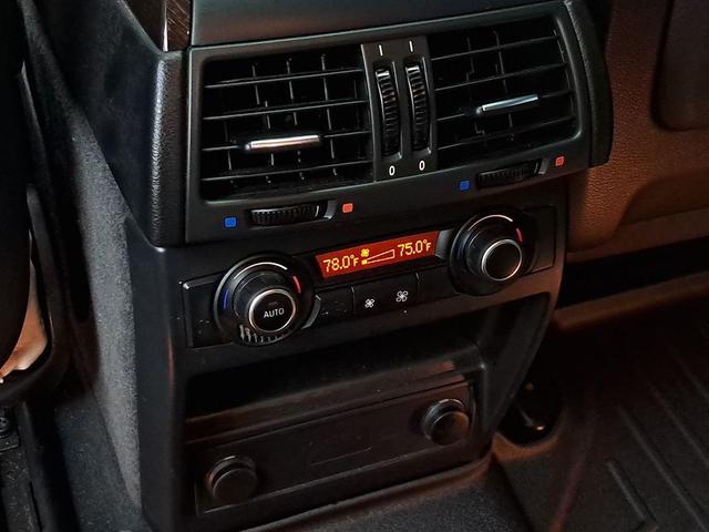 Photo of 2014 Carbon Black Metallic BMW X6