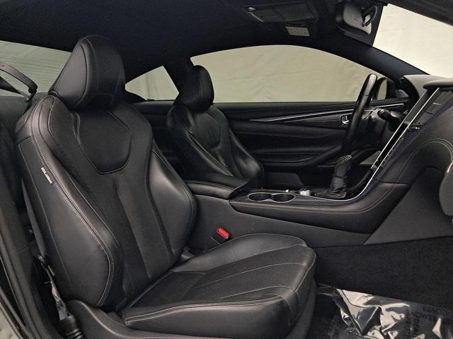 Photo of 2018 Black Obsidian INFINITI Q60
