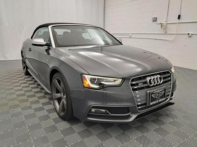 Photo of 2015 Daytona Gray Pearl Effect/Black Roof Audi S5