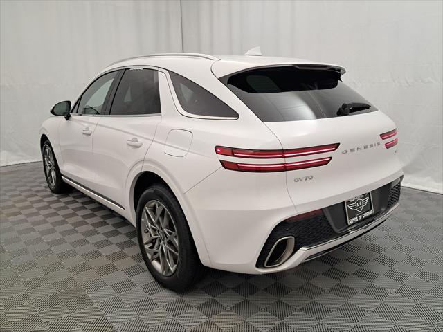 Photo of 2025 Uyuni White Genesis GV70
