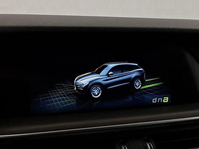 Photo of 2022 Moonlight Gray Metallic Alfa Romeo Stelvio