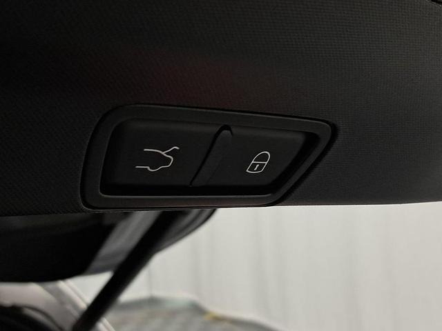 Photo of 2022 Moonlight Gray Metallic Alfa Romeo Stelvio