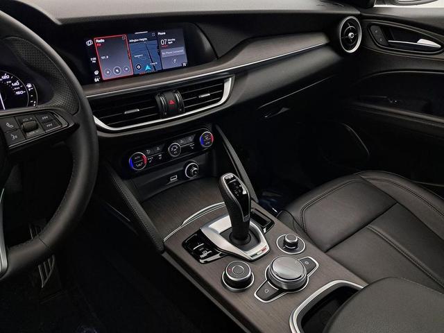 Photo of 2022 Moonlight Gray Metallic Alfa Romeo Stelvio