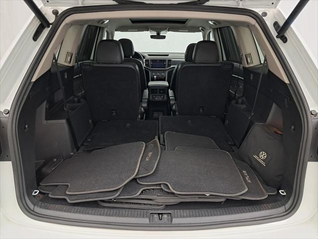 Photo of 2021 Pure White Volkswagen Atlas