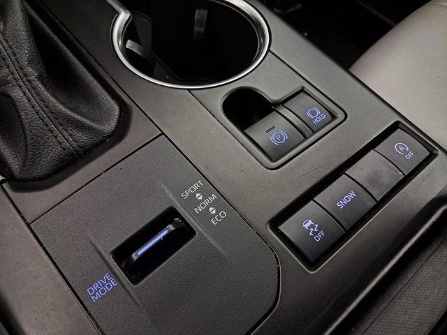 Photo of 2021 Celestial Silver Metallic Toyota Highlander