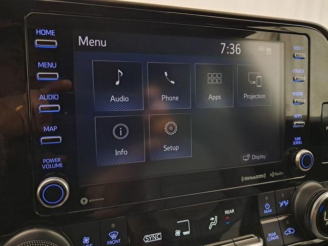 Photo of 2021 Celestial Silver Metallic Toyota Highlander