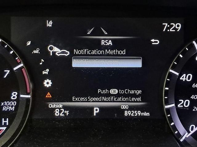 Photo of 2021 Celestial Silver Metallic Toyota Highlander