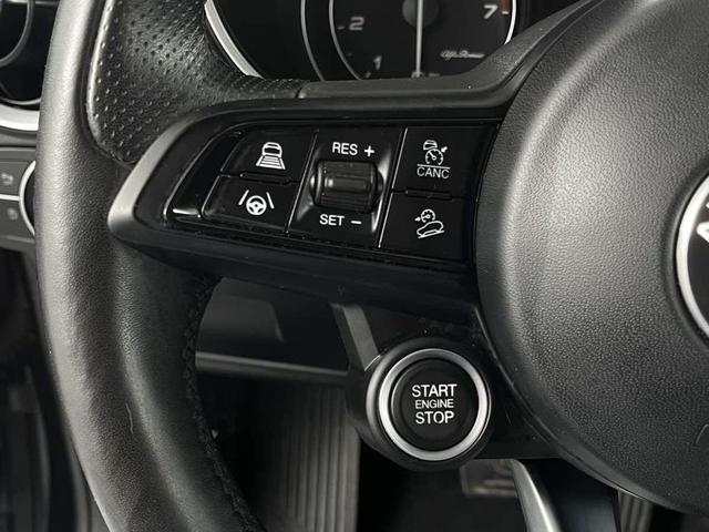 Photo of 2021 Vulcano Black Metallic Alfa Romeo Stelvio