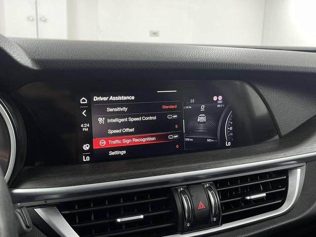Photo of 2021 Vulcano Black Metallic Alfa Romeo Stelvio