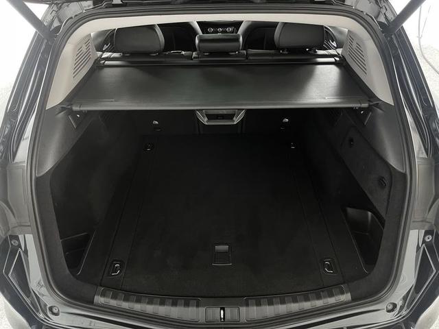 Photo of 2021 Vulcano Black Metallic Alfa Romeo Stelvio