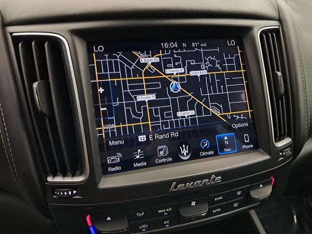 Photo of 2017 GRAY Maserati Levante