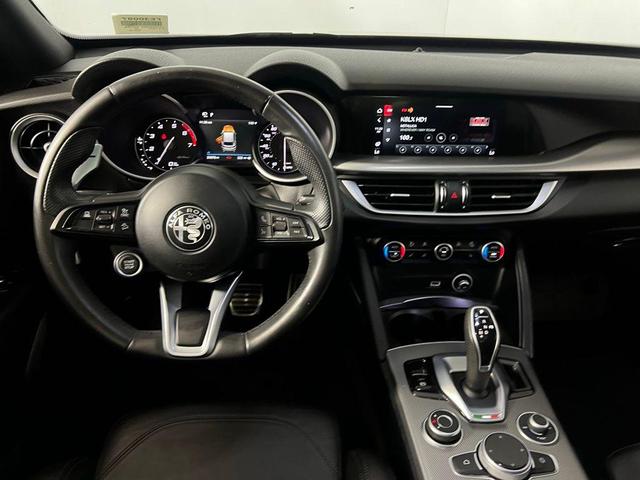 Photo of 2022 Vesuvio Gray Metallic Alfa Romeo Stelvio