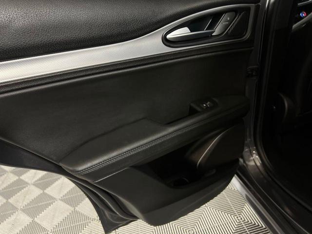 Photo of 2022 Vesuvio Gray Metallic Alfa Romeo Stelvio
