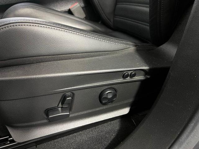 Photo of 2022 Vesuvio Gray Metallic Alfa Romeo Stelvio