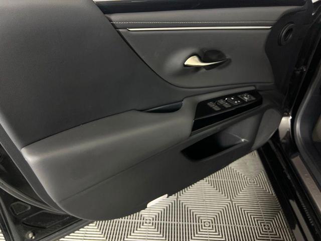 Photo of 2024 Caviar Lexus ES 350