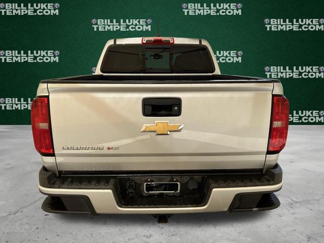 Photo of 2018 Silver Ice Metallic Chevrolet Colorado
