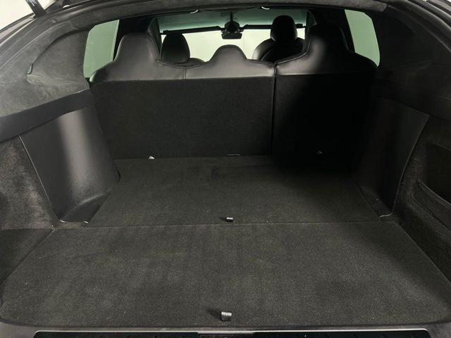 Photo of 2023 Pearl White Multi Tesla Model X