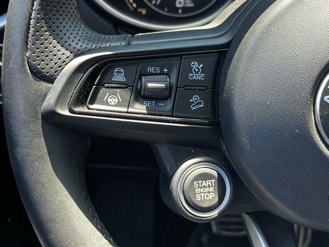 Photo of 2022 Alfa White Alfa Romeo Stelvio