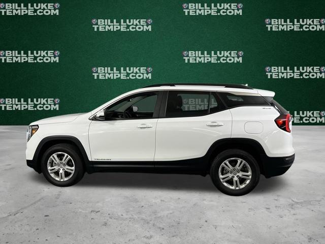 Photo of 2023 Summit White GMC Terrain