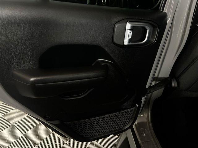 Photo of 2022 Sting Gray Clearcoat Jeep Wrangler Unlimited