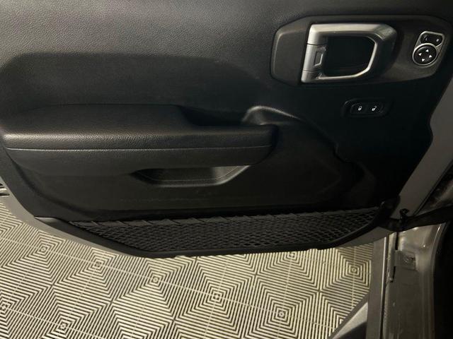 Photo of 2022 Sting Gray Clearcoat Jeep Wrangler Unlimited
